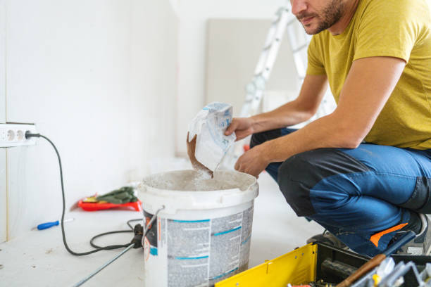 Garage Floor Epoxy Painting in Southgate, FL